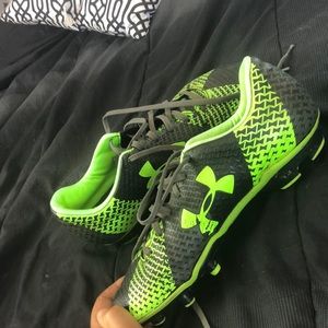 Soccer cleats